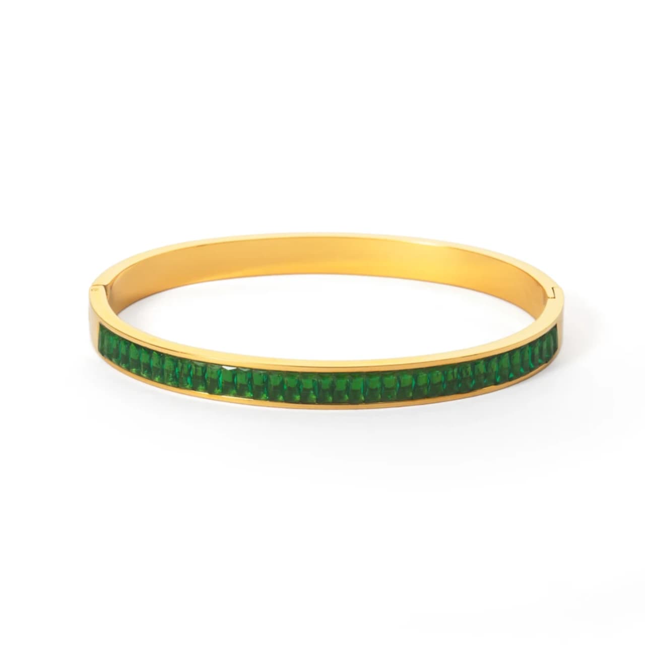 Artificial jewelleryAKaccessories