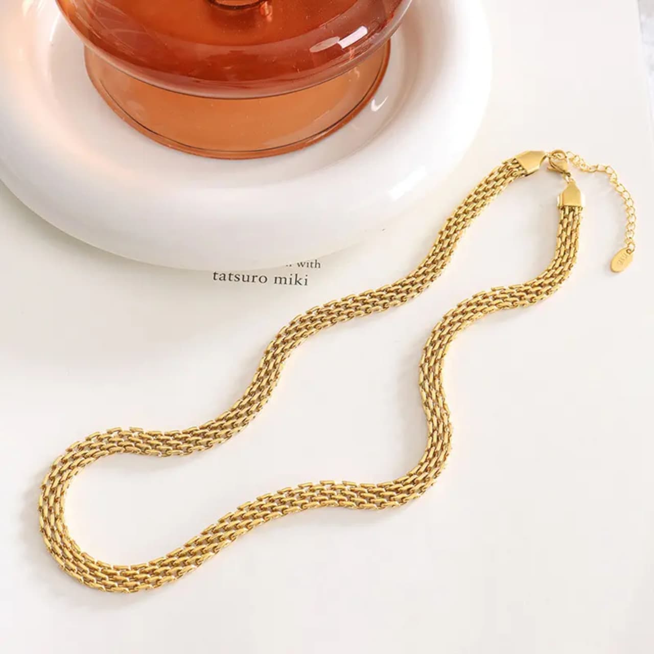 Artificial jewelleryAKaccessories