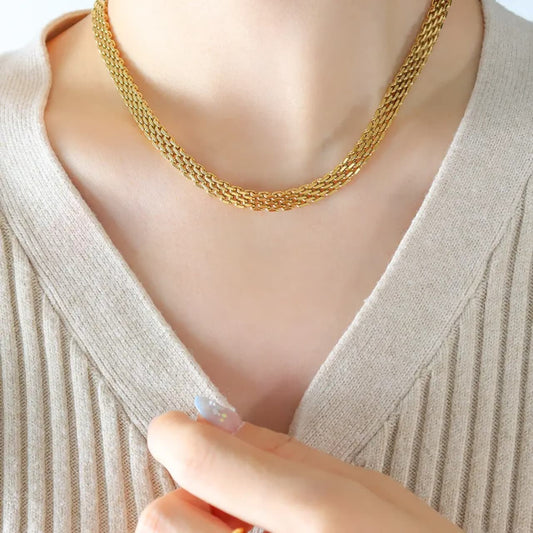 Artificial jewelleryAKaccessories