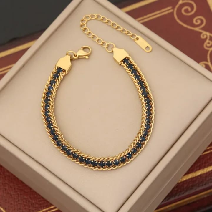 Artificial jewelleryAKaccessories