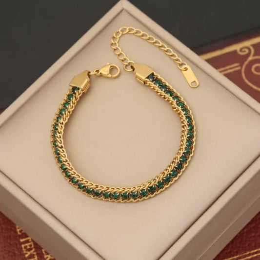 Artificial jewelleryAKaccessories