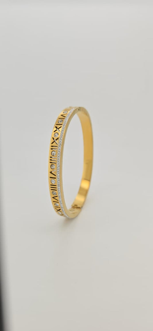 Roman zircone bangle
