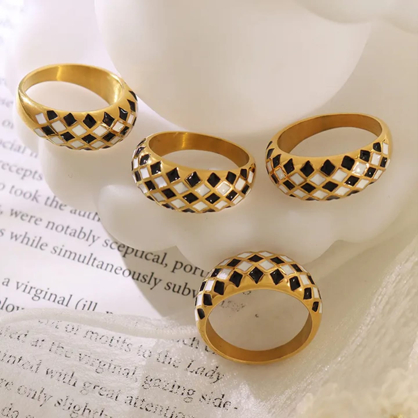 Chess rings
