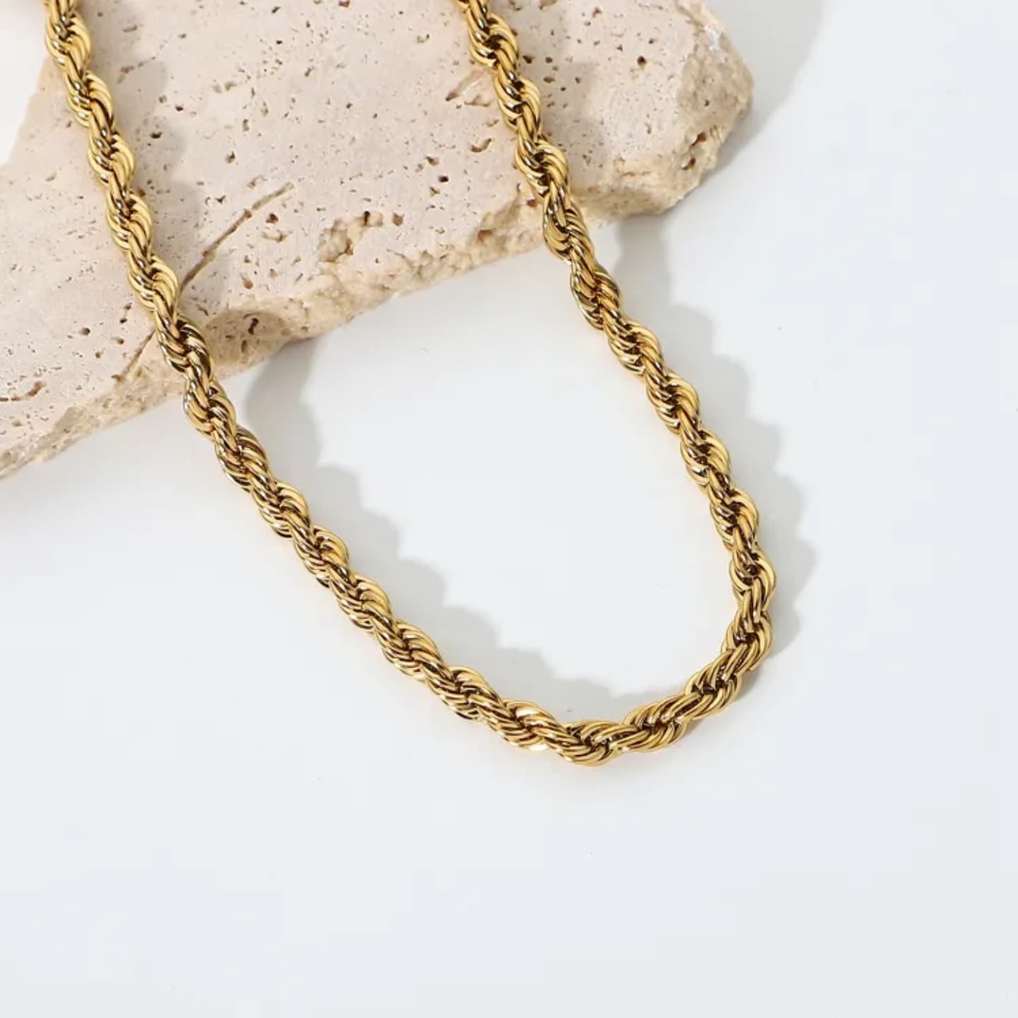 Artificial jewelleryAKaccessories