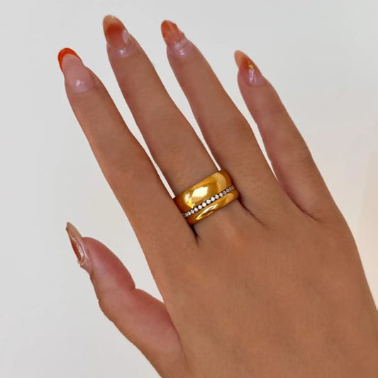 Artificial jewelleryAKaccessories